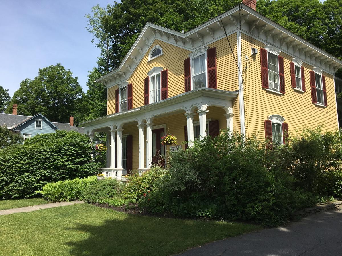 Bed and Breakfast 1868 Crosby House Brattleboro Esterno foto